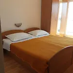 Apartment Apartman Viktoria Primosten