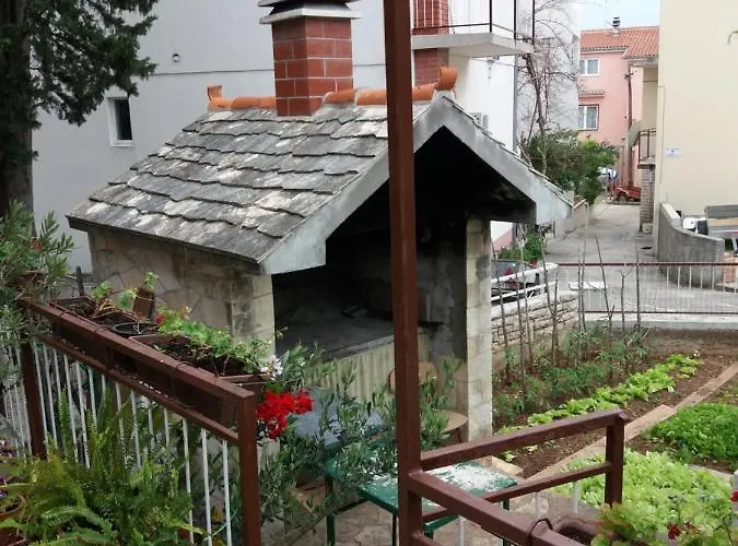 Viktoria Apartmán *