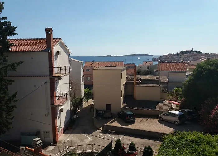 Viktoria Apartment Primosten